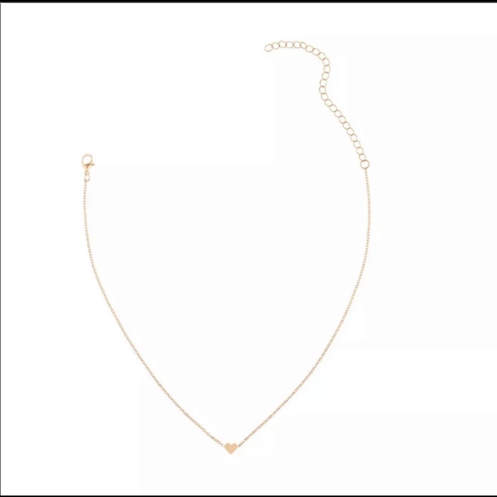 ⭐️ 5 for $25⭐️Dainty Silver Heart Necklace - Picture 2 of 2